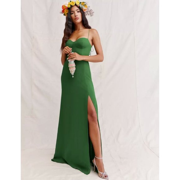 Reformation Dresses & Skirts - REFORMATION Melita dress in kelly green